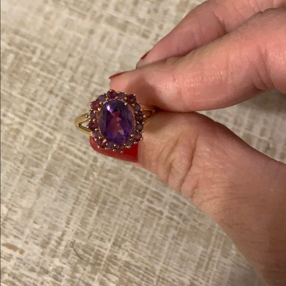 Women’s purple pink stone 10K gold ring
